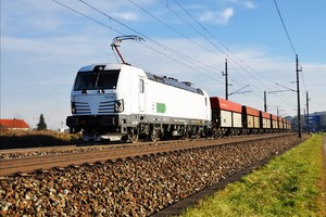 Siemens Vectron AC - 193 204 operated by CargoServ GmbH