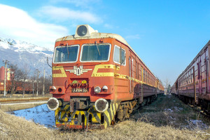 RVR ER25 - 32 045.7 operated by Chemin de fer de l'Etat bulgare - Bulgarski Durzhavni Zheleznitsi