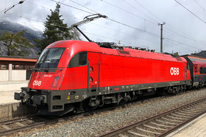 Siemens ES 64 U4 - 1216 227 operated by Österreichische Bundesbahnen