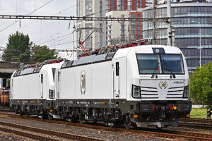 Siemens Vectron MS - 193 581-6 operated by LOKORAIL, a.s.