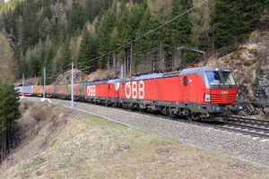 Siemens Vectron MS - 1293 013 operated by Rail Cargo Austria AG