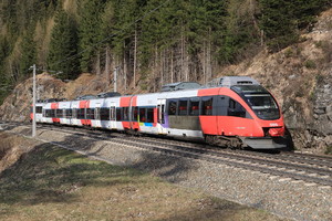 Bombardier Talent - 4024 100-2 operated by Österreichische Bundesbahnen