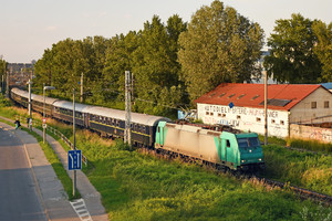 Bombardier TRAXX F140 AC2 - 185 613-7 operated by Majestic Imperator Train de Luxe Waggon Charter GmbH