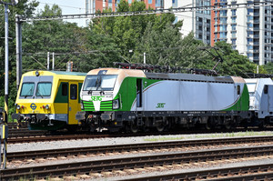 Siemens Vectron MS - 193 285 operated by Salzburger Eisenbahn Transportlogistik GmbH