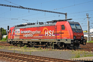 Bombardier TRAXX F140 MS - 186 382-8 operated by HSL Logistik GmbH