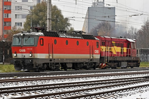 SGP ÖBB Class 1144 - 1144 102 operated by Rail Cargo Austria AG