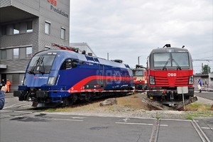 Siemens ES 64 U2 - 1116 195 operated by Rail Cargo Austria AG