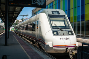Renfe Class 599 - 091 operated by Renfe Viajeros, S.A.