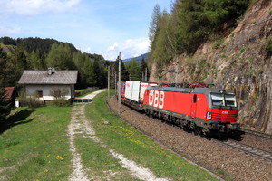 Siemens Vectron MS - 1293 081 operated by Rail Cargo Austria AG