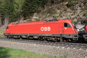 Siemens ES 64 U4 - 1216 002 operated by Österreichische Bundesbahnen