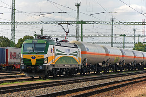 Siemens Vectron AC - 471 003 operated by GYSEV Cargo Zrt