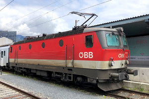 ÖBB Class 1144 - 1144 037 operated by Österreichische Bundesbahnen