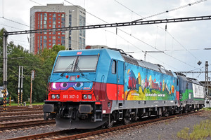 Bombardier TRAXX F140 AC2 - 185 367-0 operated by DB Cargo AG