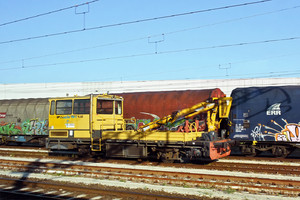 Donelli VMT 846 - 151 656 operated by Rete Ferroviaria Italiana