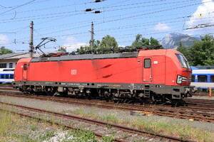 Siemens Vectron MS - 193 337 operated by DB Cargo AG