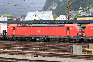 Siemens Vectron MS - 193 354 operated by DB Cargo AG