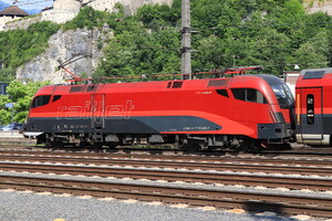 Siemens ES 64 U2 - 1116 224 operated by Österreichische Bundesbahnen