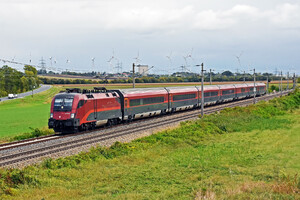 Siemens ES 64 U2 - 1116 206 operated by Österreichische Bundesbahnen