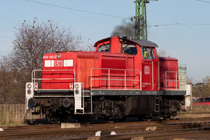 MaK V 90 - 0469 113-2 operated by DB Cargo Hungária Kft