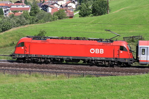 Siemens ES 64 U4 - 1216 011 operated by Österreichische Bundesbahnen