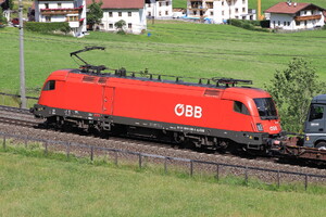 Siemens ES 64 U2 - 1016 008 operated by Rail Cargo Austria AG