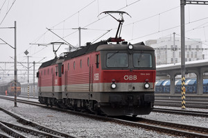 SGP 1144 - 1144 240 operated by Rail Cargo Austria AG