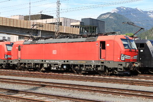 Siemens Vectron MS - 193 348 operated by DB Cargo AG
