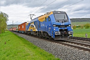 Stadler EURODUAL - 159 229-4 operated by Eisenbahnen und Verkehrsbetriebe Elbe-Weser