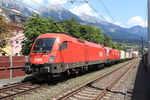 Siemens ES 64 U2 - 1116 059 operated by Rail Cargo Austria AG
