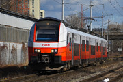 Siemens Desiro ML - 4746 571 operated by Österreichische Bundesbahnen