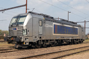 Siemens Vectron MS - 383 409-0 operated by METRANS, a.s.