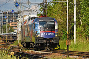 Siemens ES 64 U2 - 1116 157 operated by Rail Cargo Austria AG