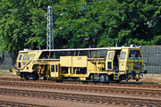 Plasser & Theurer Plassermatic 08-275 - 424 140-8 operated by Železnice Slovenskej Republiky