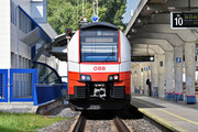 Siemens Desiro ML - 4744 527 operated by Österreichische Bundesbahnen