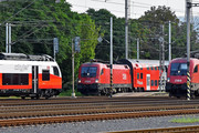 Siemens ES 64 U2 - 1116 044 operated by Österreichische Bundesbahnen