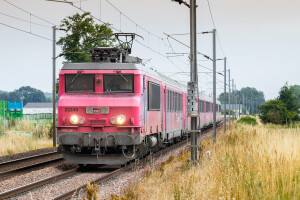 22240 - SNCF Class BB 22200 operated by SNCF Voyageurs taken by