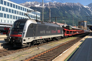 1216 025 - Siemens ES 64 U4 operated by Österreichische