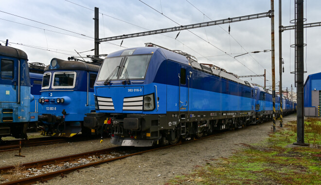 383 016-3 - Siemens Vectron MS operated by ČD Cargo, a.s. taken by