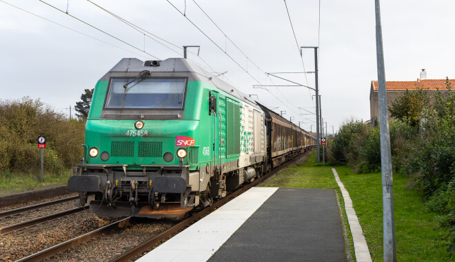 475458 - SNCF Class BB 75000 operated by SNCF Voyageurs