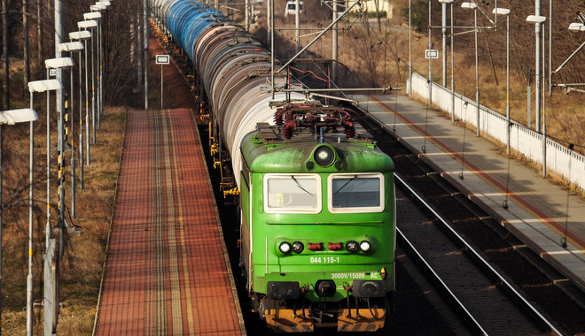 044 115-1 - Škoda 73E operated by Railtrans International, s.r.o
