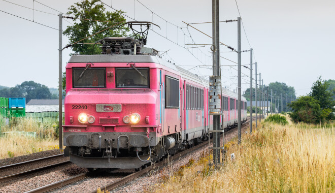 22240 - SNCF Class BB 22200 operated by SNCF Voyageurs