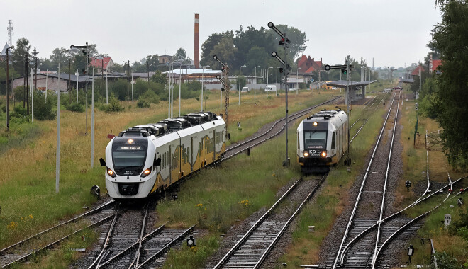 36WEh-015 - NEWAG Impulz 36WE operated by Koleje Dolnośląskie Spółka ...