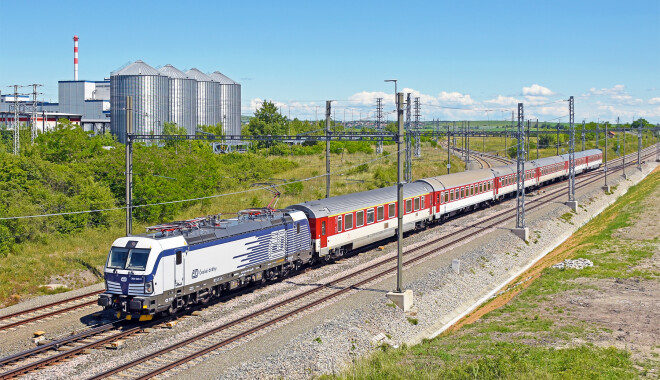 1216 950 - Siemens ES 64 U4 operated by Wiener Lokalbahnen Cargo