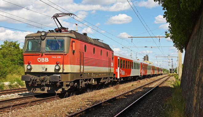 1144 235 - ÖBB Class 1144 operated by Österreichische Bundesbahnen