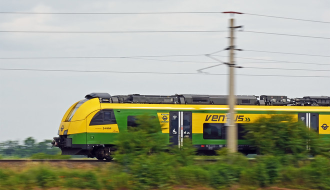 7388_Siemens-Desiro-ML_4746-
