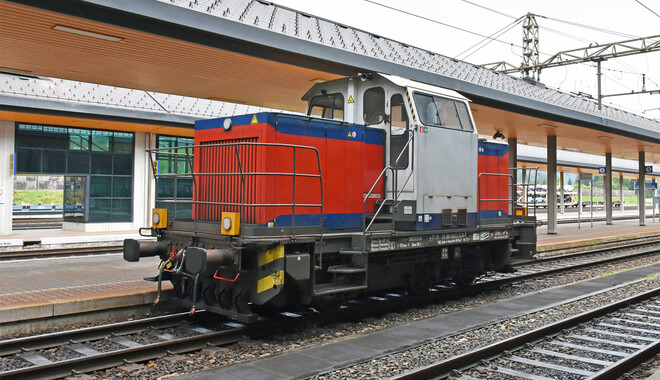 ハナリンゴ 653 520 - LHB 530C operated by Tenor S.r.l. taken by Francesco